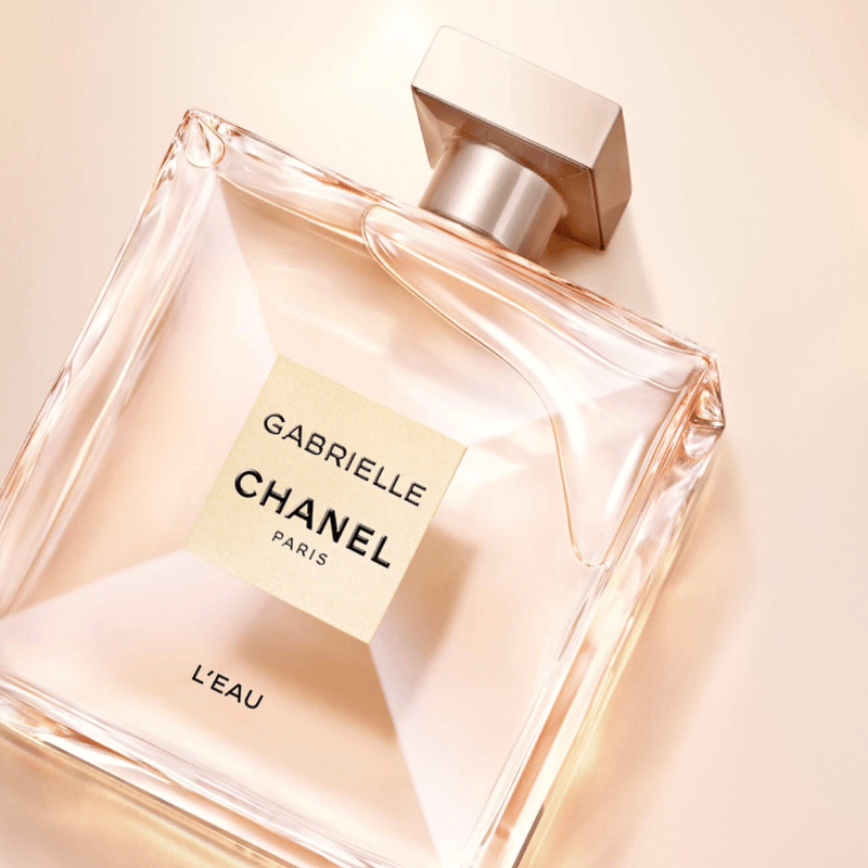 Gabrielle L’Eau là một hương thơm tôn vinh sự tự do, khuyến khích mỗi người phụ nữ thể hiện cá tính độc đáo của mình